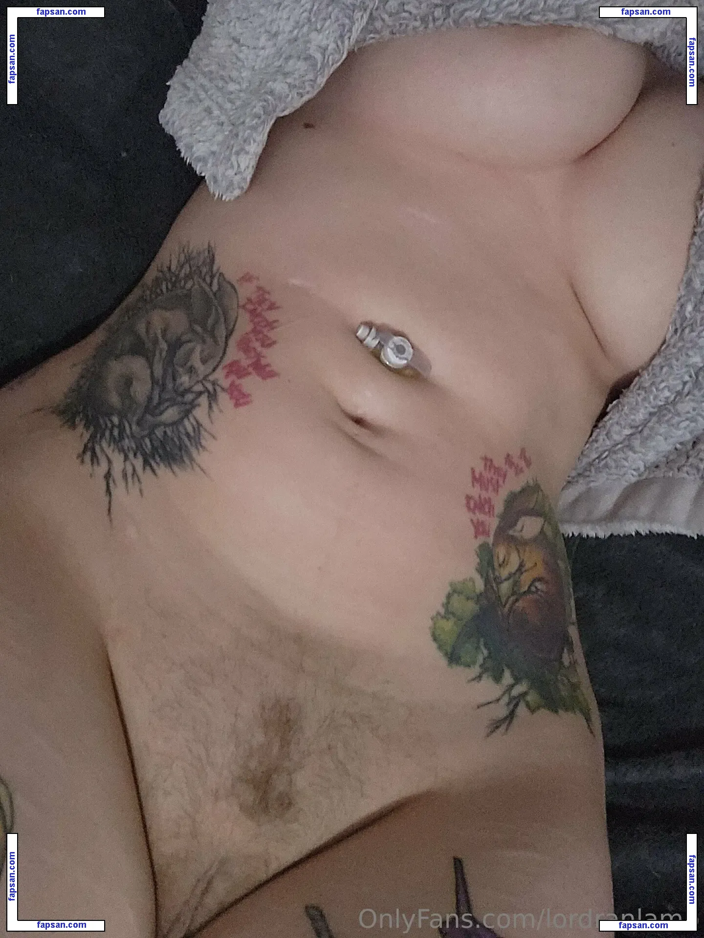 Porcelainlamb nude photo #0020 from OnlyFans