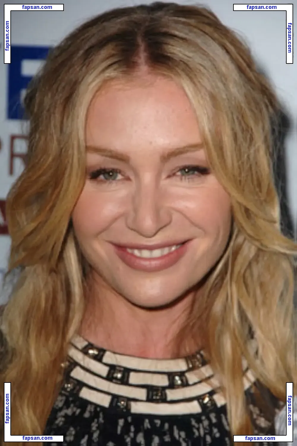 Portia de Rossi голая фото #0045 с Онлифанс