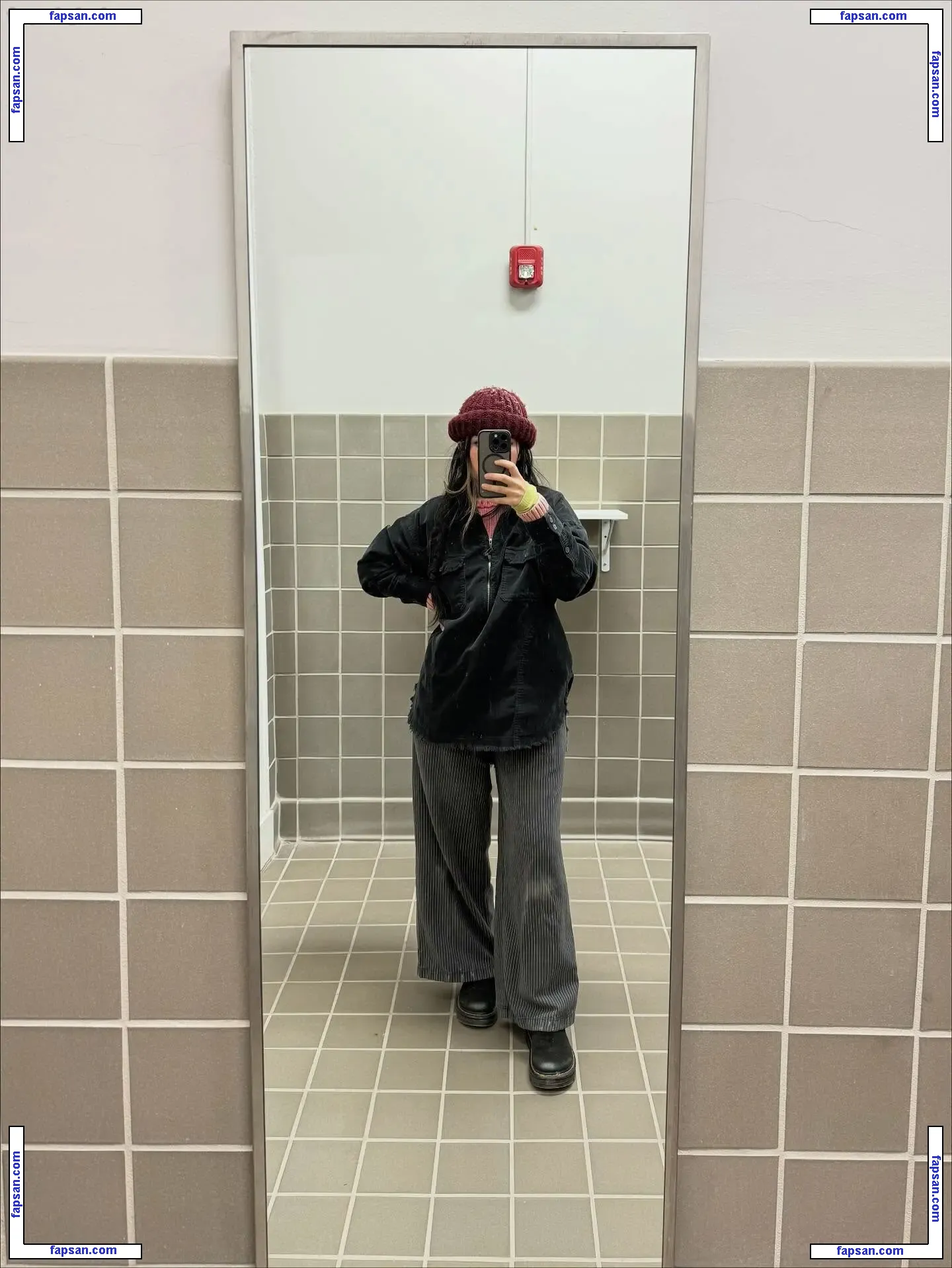 Portofbones голая фото #0011 с Онлифанс