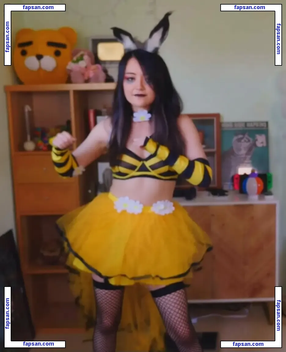 Potastic Panda голая фото #0001 с Онлифанс