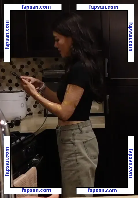 PotasticPanda nude photo #0455 from OnlyFans