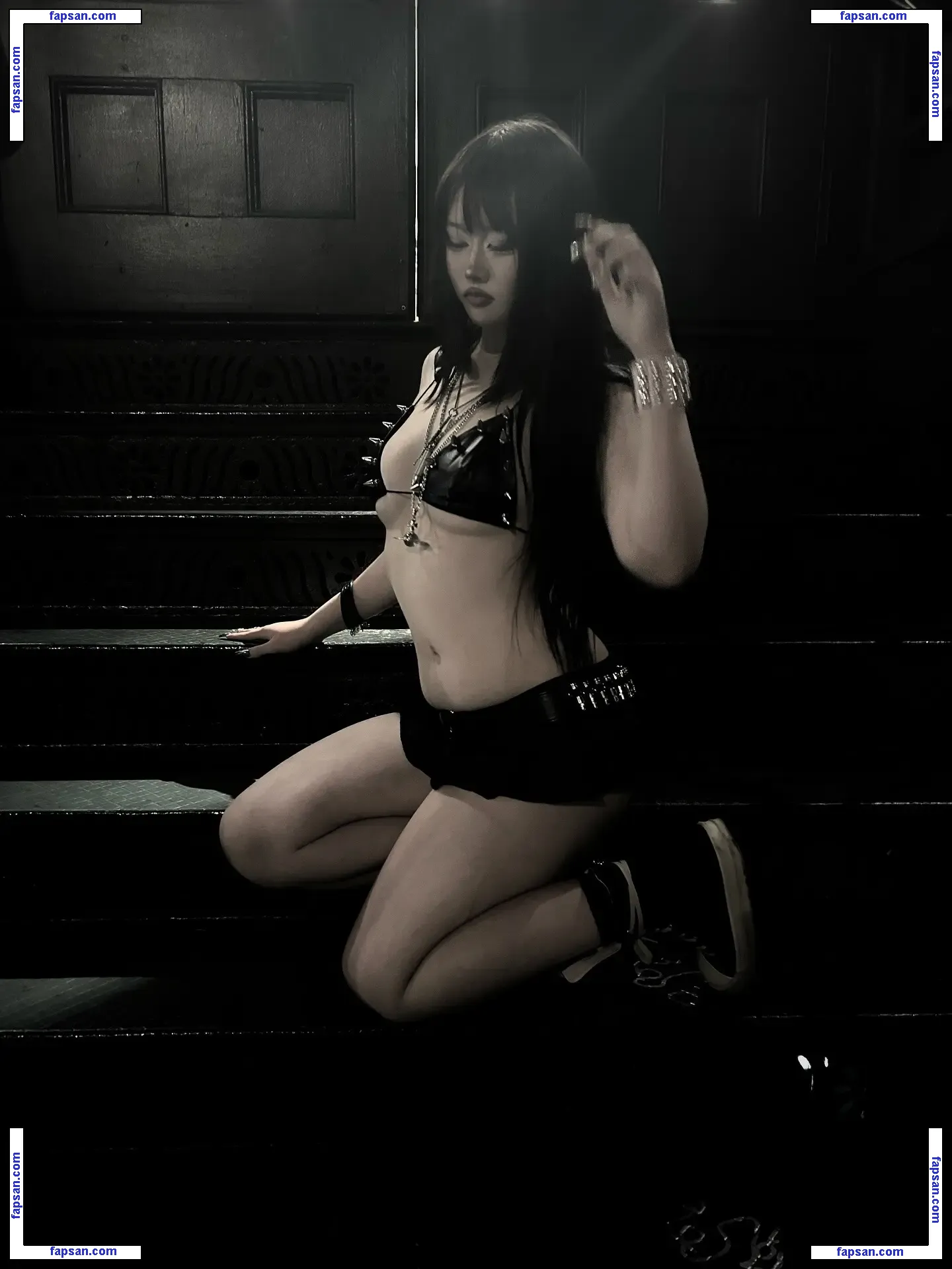 prayersfromsaint голая фото #0012 с Онлифанс