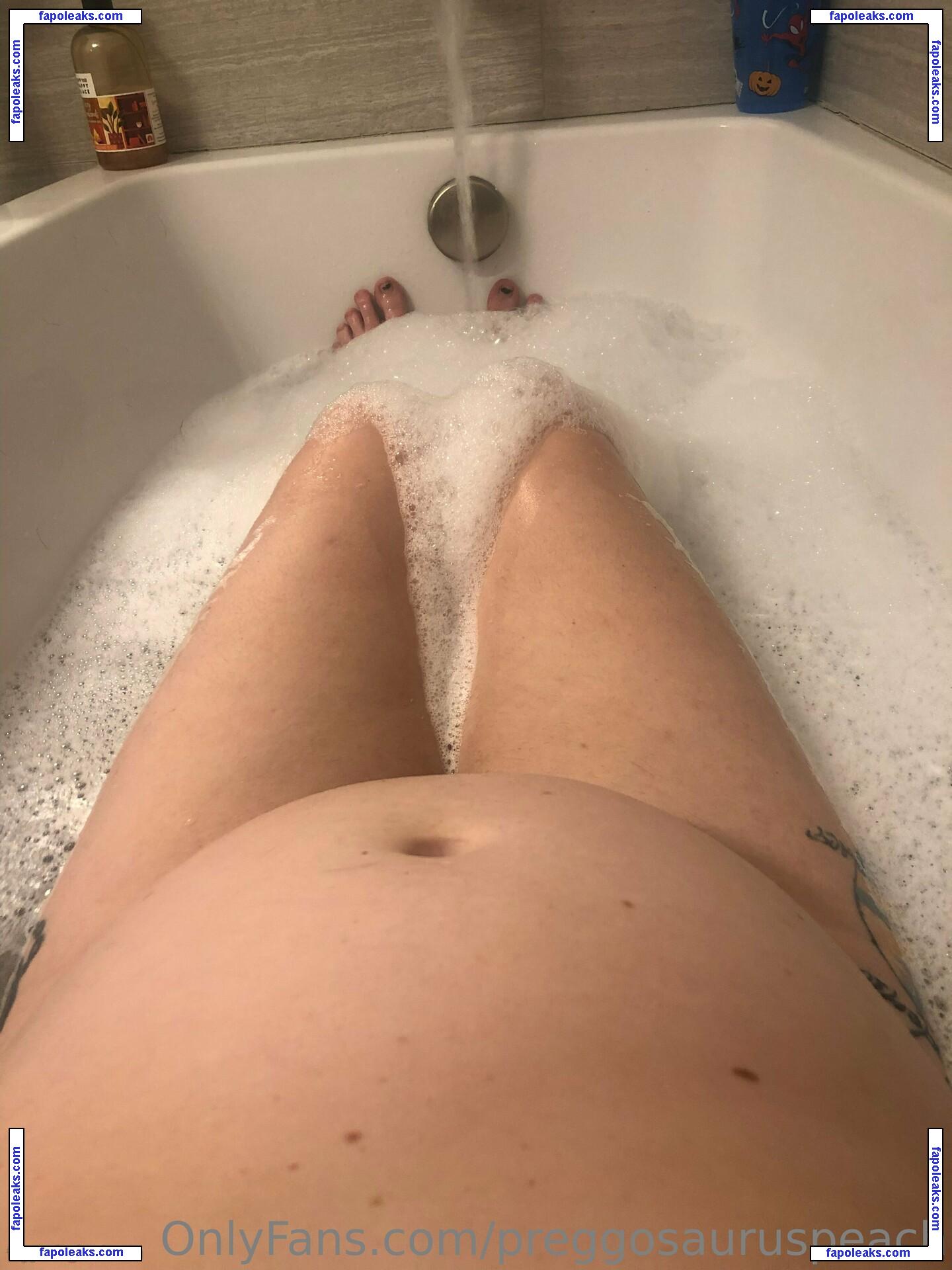 preggosauruspeach / priscillaagrace_ nude photo #0003 from OnlyFans