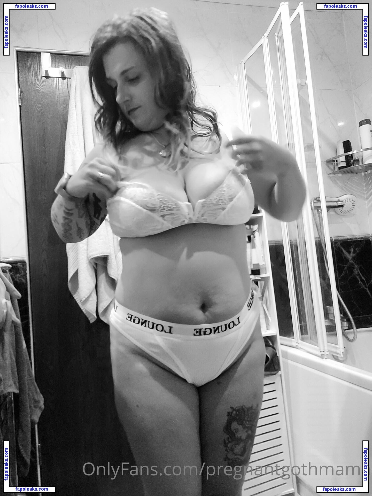 pregnantgothmama nude photo #0027 from OnlyFans