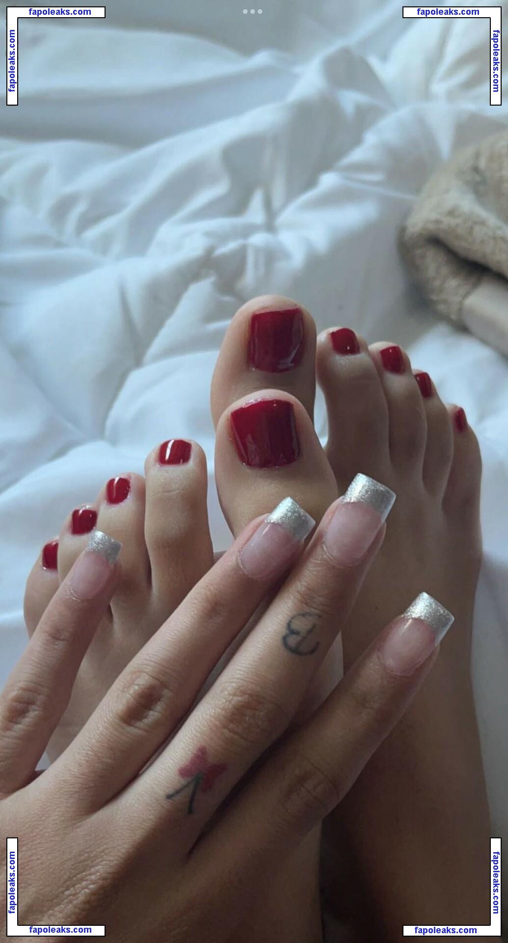 Pretty Feet / prettyfeet_of / prettytoes6969 голая фото #0176 с Онлифанс