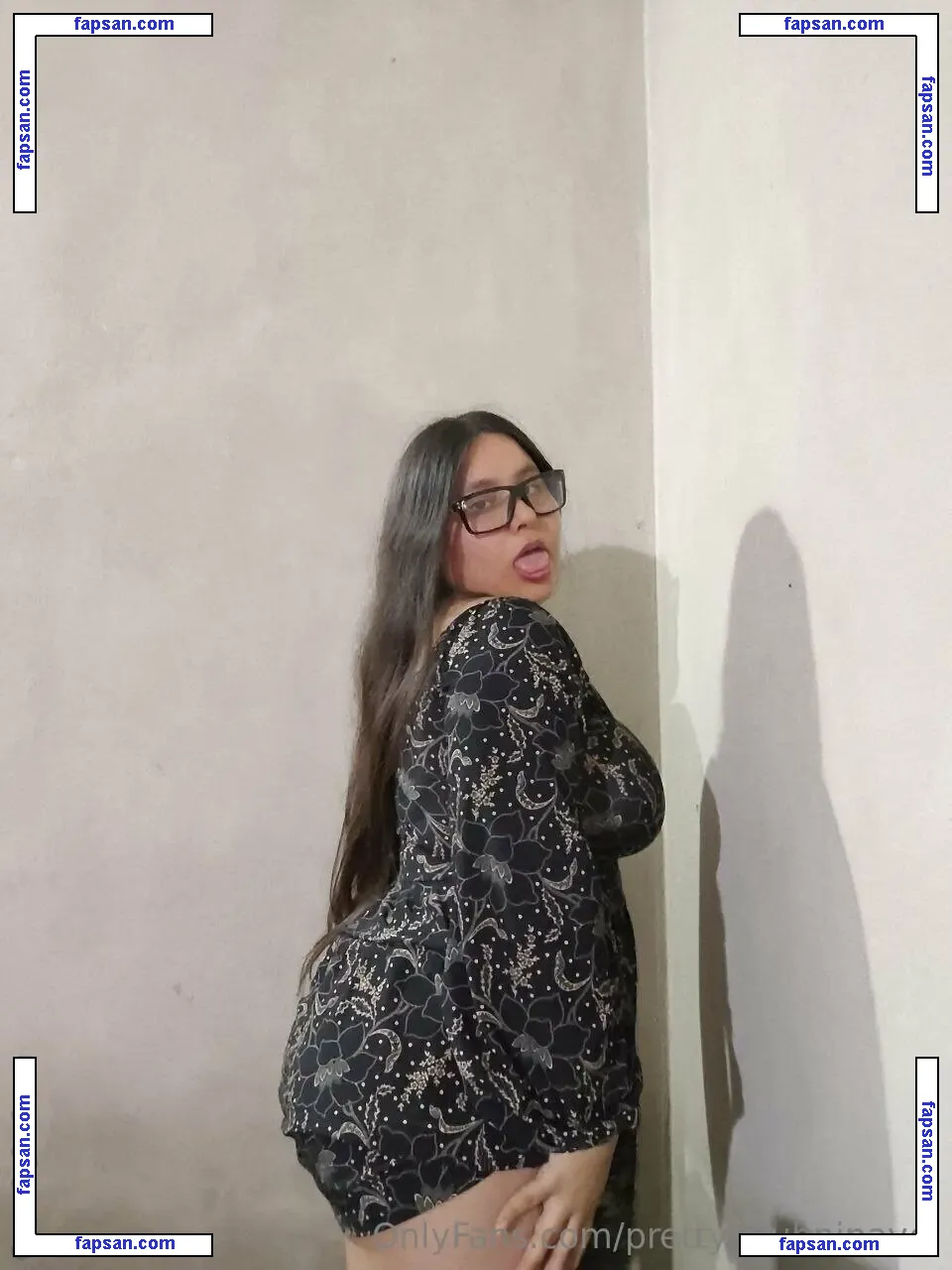 prettychubninavel nude photo #0008 from OnlyFans