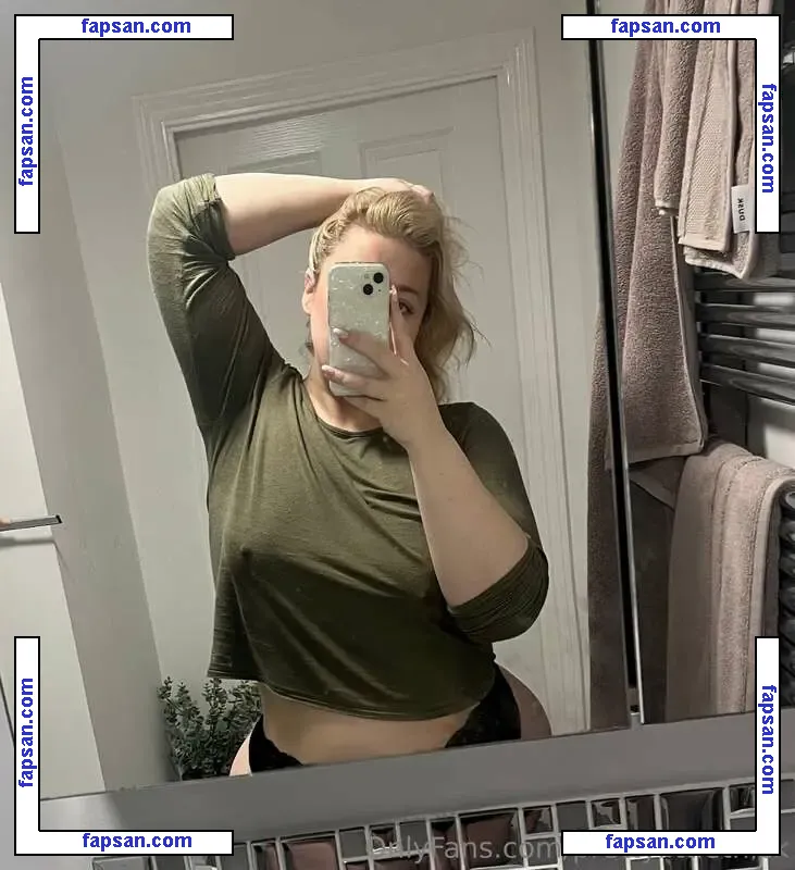prettylittlethick nude photo #0003 from OnlyFans