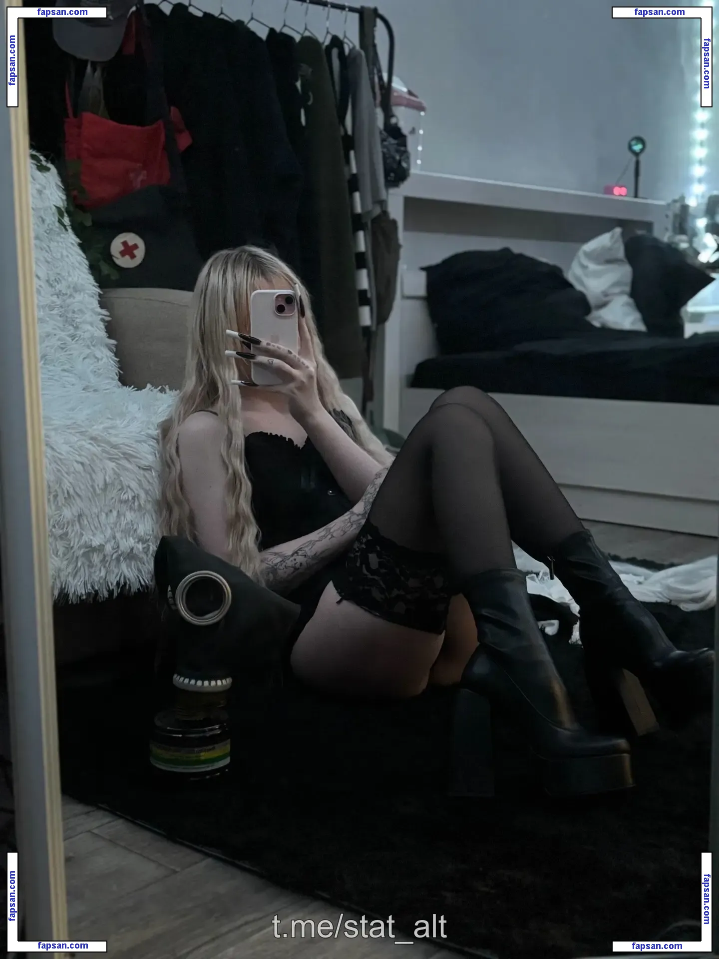 prettylyriqq голая фото #0001 с Онлифанс