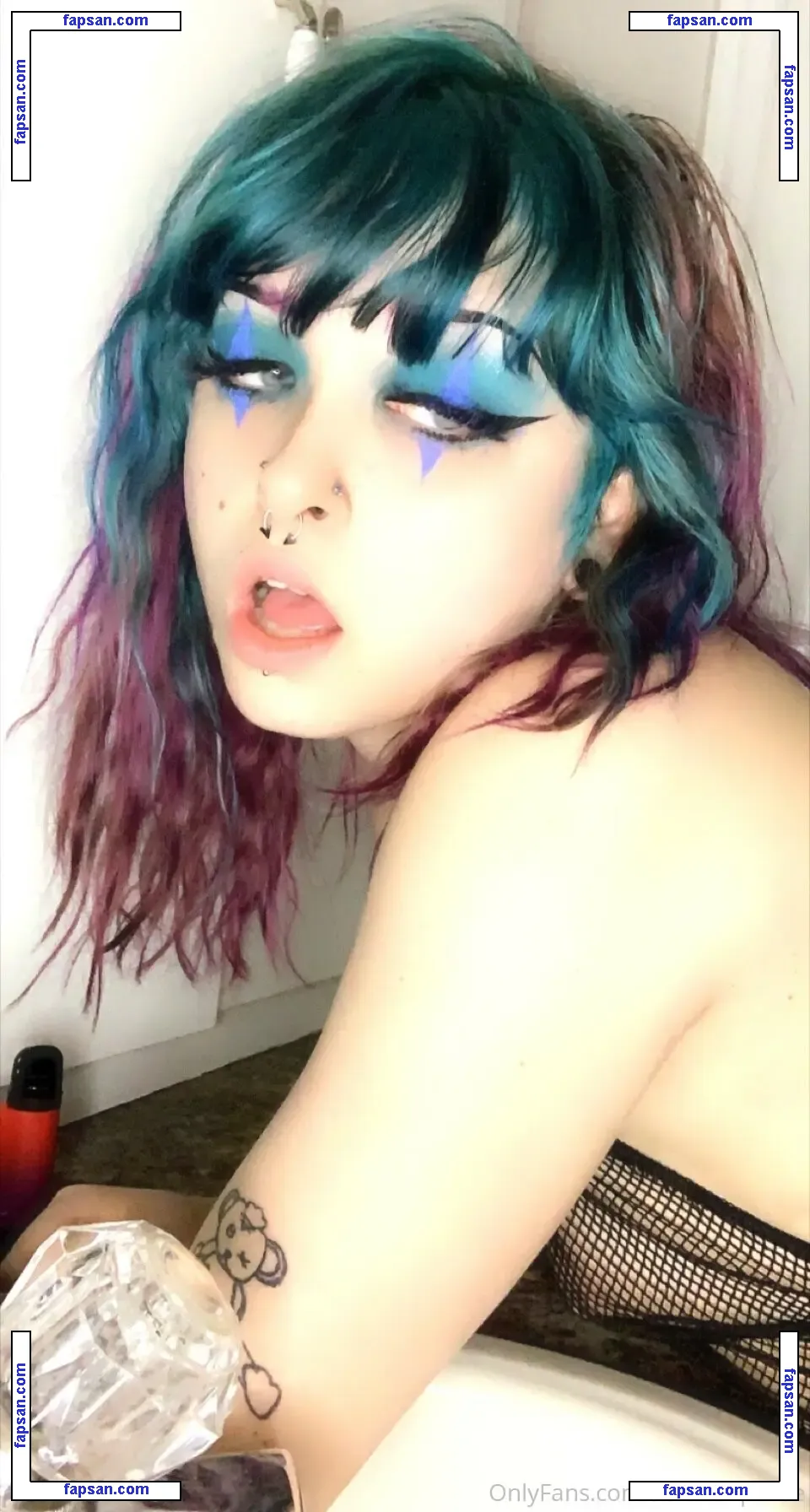 prettypixiexxx nude photo #0015 from OnlyFans