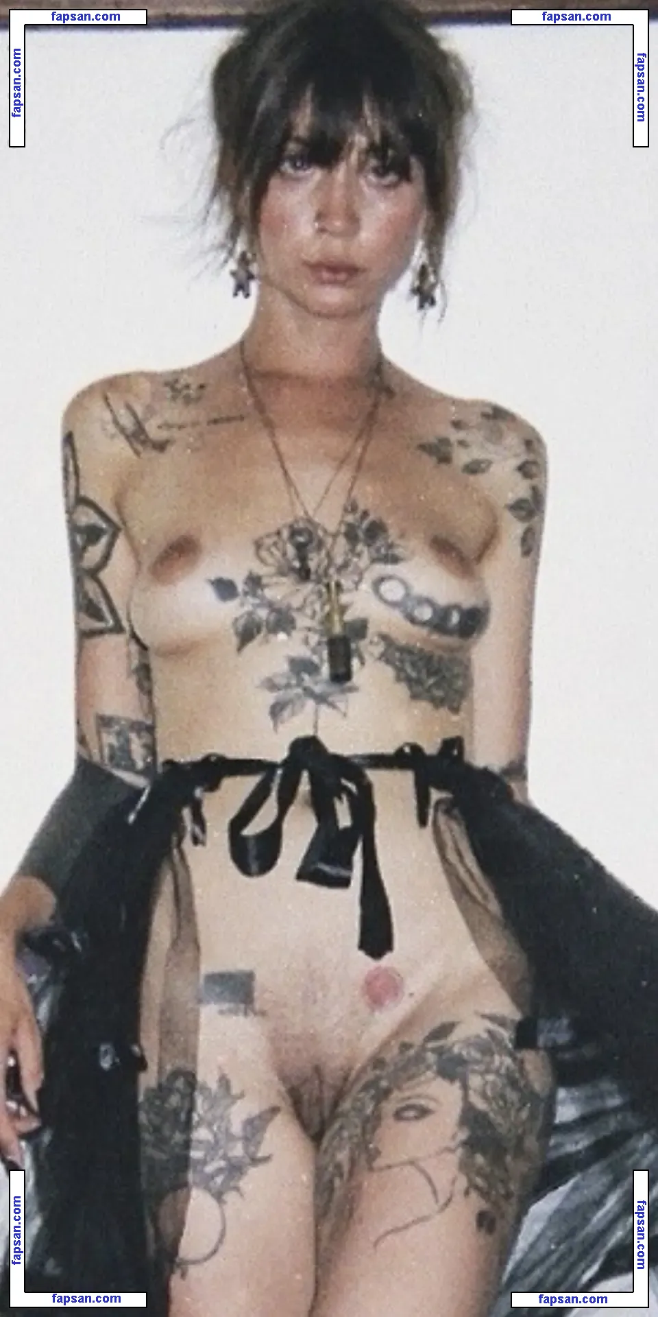 Primordial Creative nude photo #0011 from OnlyFans