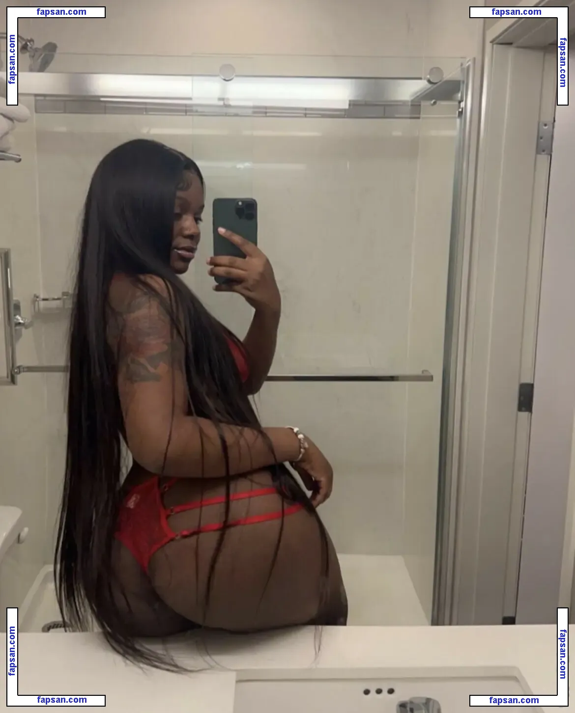 Princess Mehgan голая фото #0001 с Онлифанс