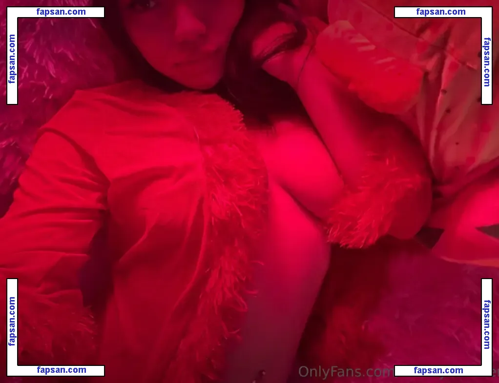 princesskiaxo nude photo #0007 from OnlyFans