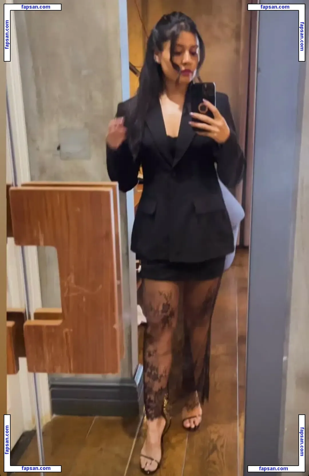 Priya Davdra nude photo #0013 from OnlyFans