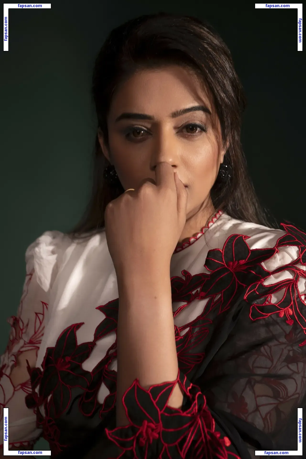 Priyamani nude photo #0008 from OnlyFans