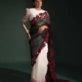 Priyamani голая #0010