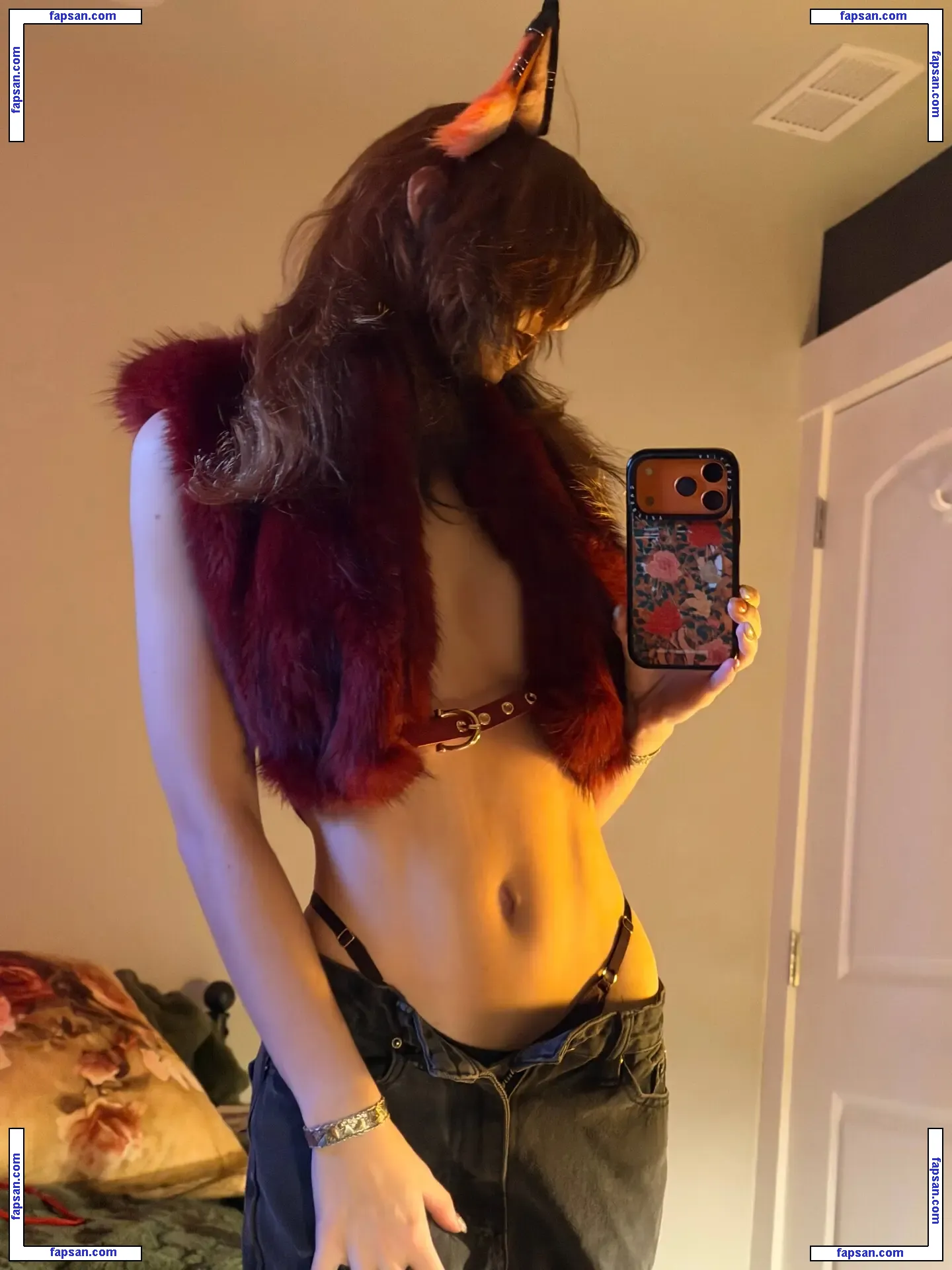 prototype.fox голая фото #0007 с Онлифанс