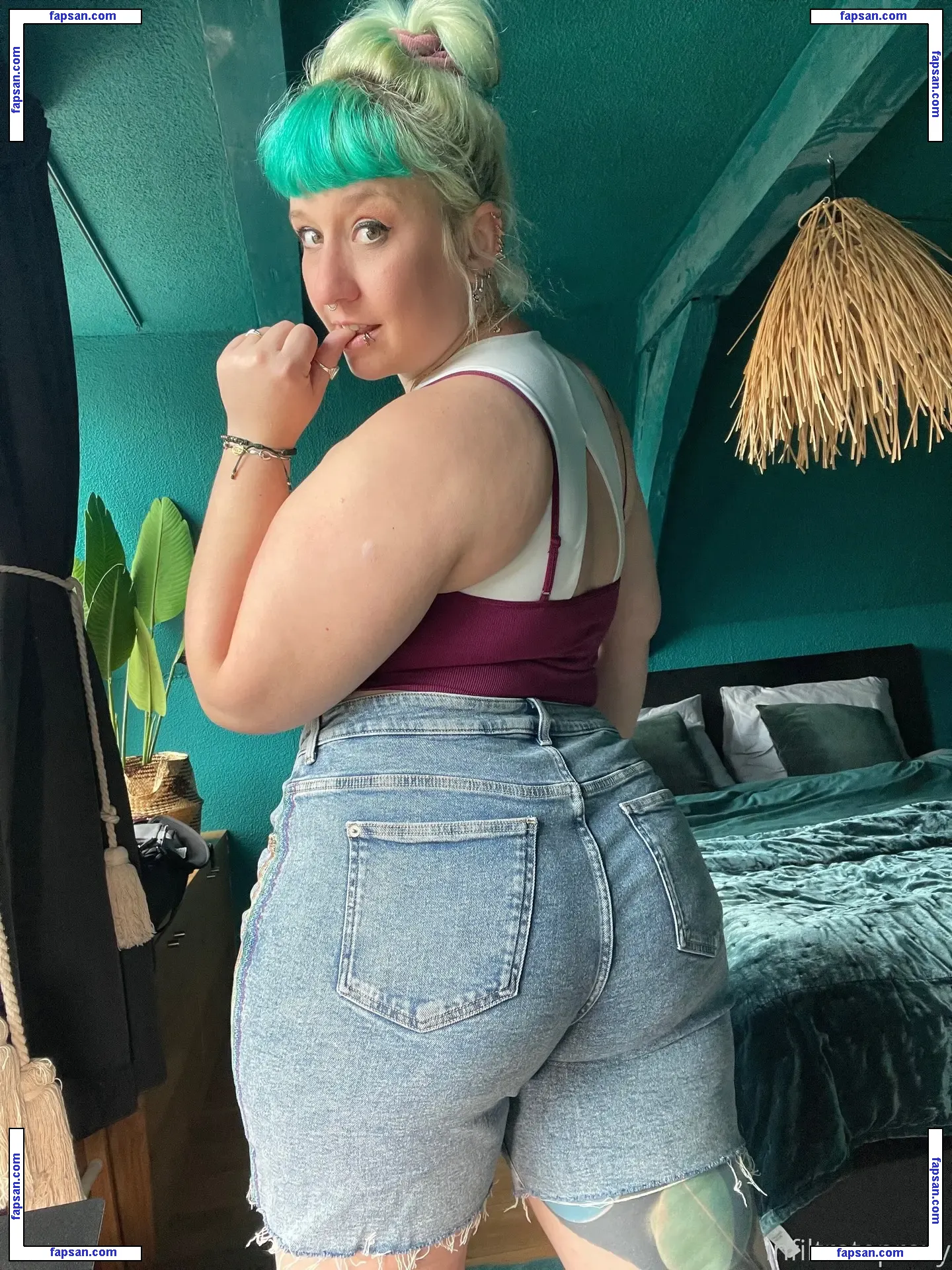 Proxy Paige nude photo #0060 from OnlyFans