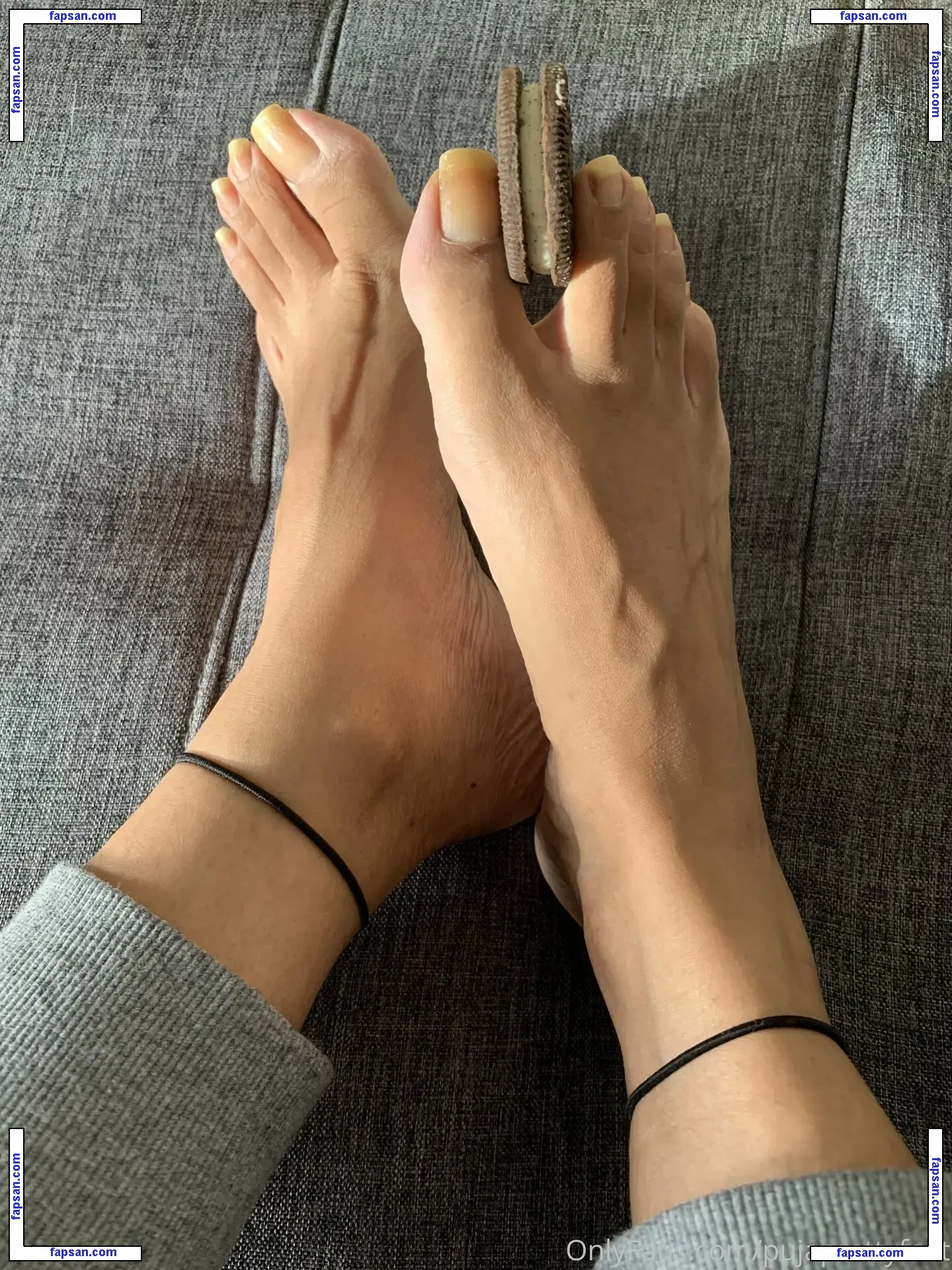 pujaprettyfeet nude photo #0024 from OnlyFans