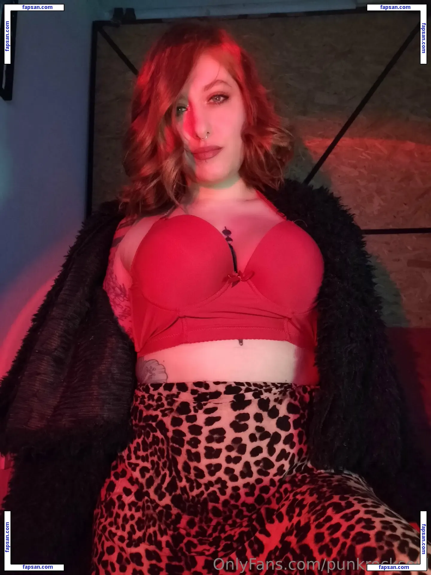 punkrocksoul nude photo #0004 from OnlyFans