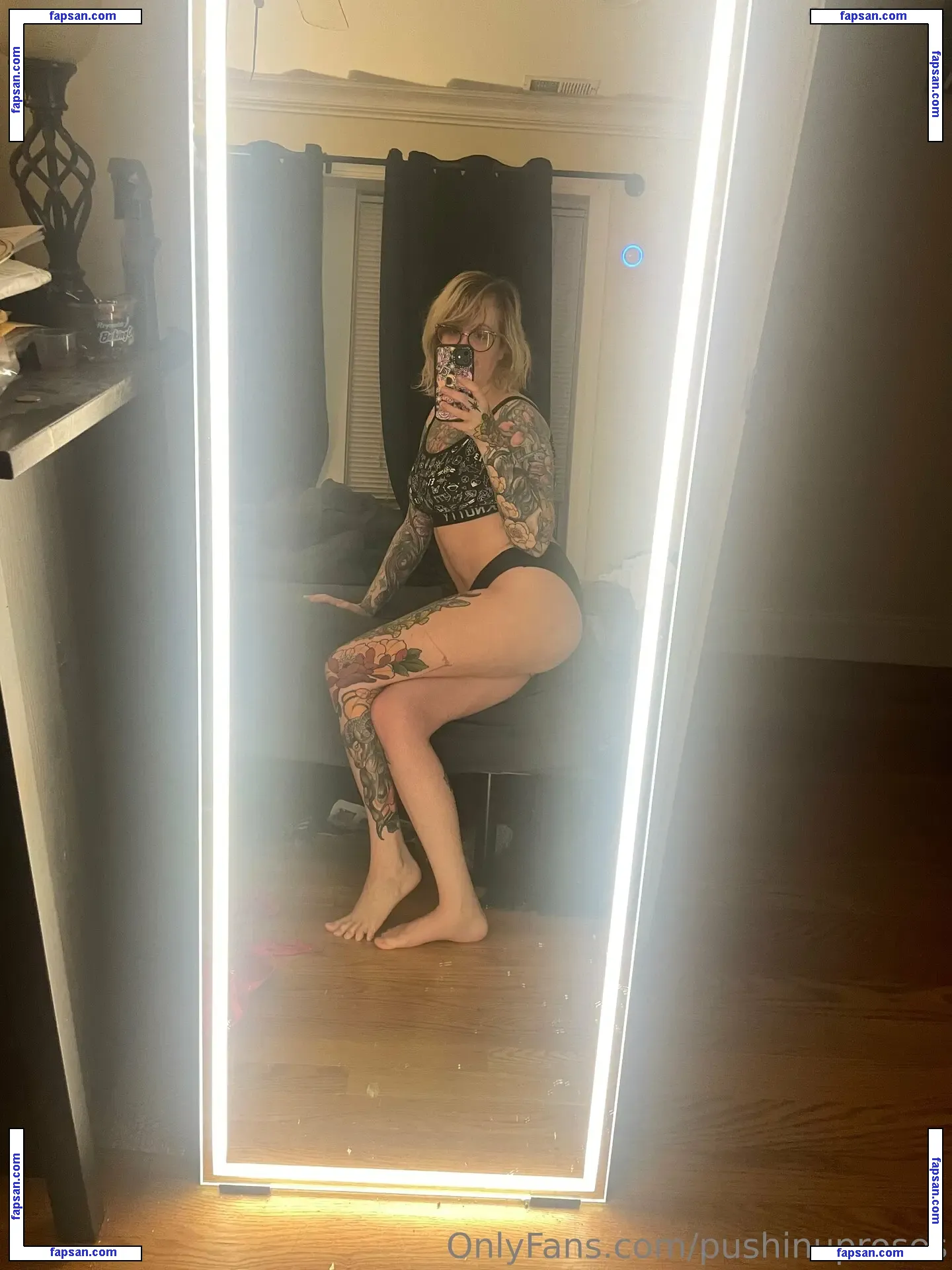 PushingUpRoses nude photo #0204 from OnlyFans