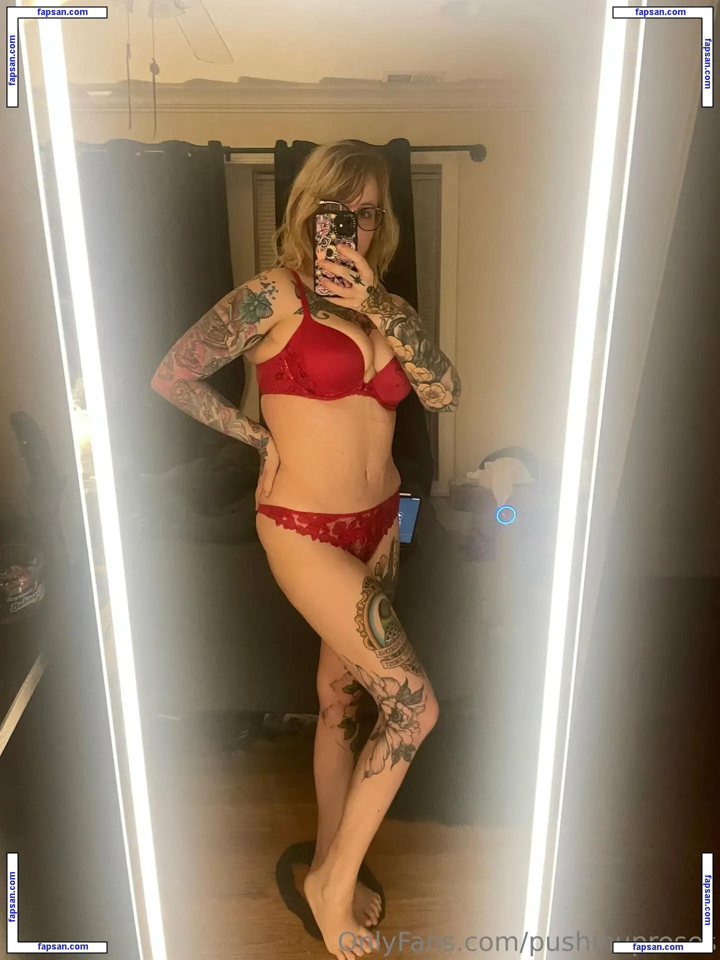 PushingUpRoses nude photo #0206 from OnlyFans