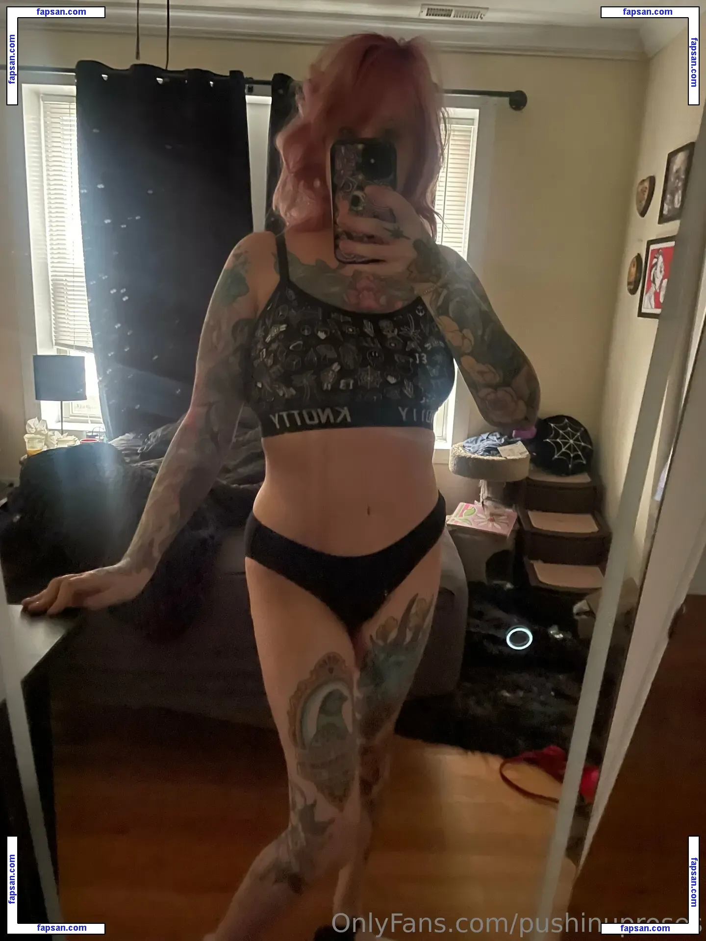 PushingUpRoses nude photo #0302 from OnlyFans