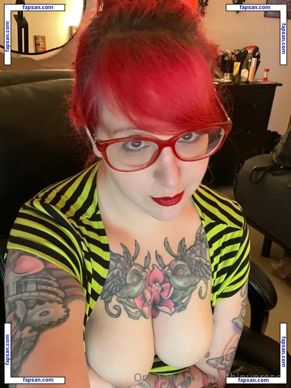 PushingUpRoses nude photo #0333 from OnlyFans