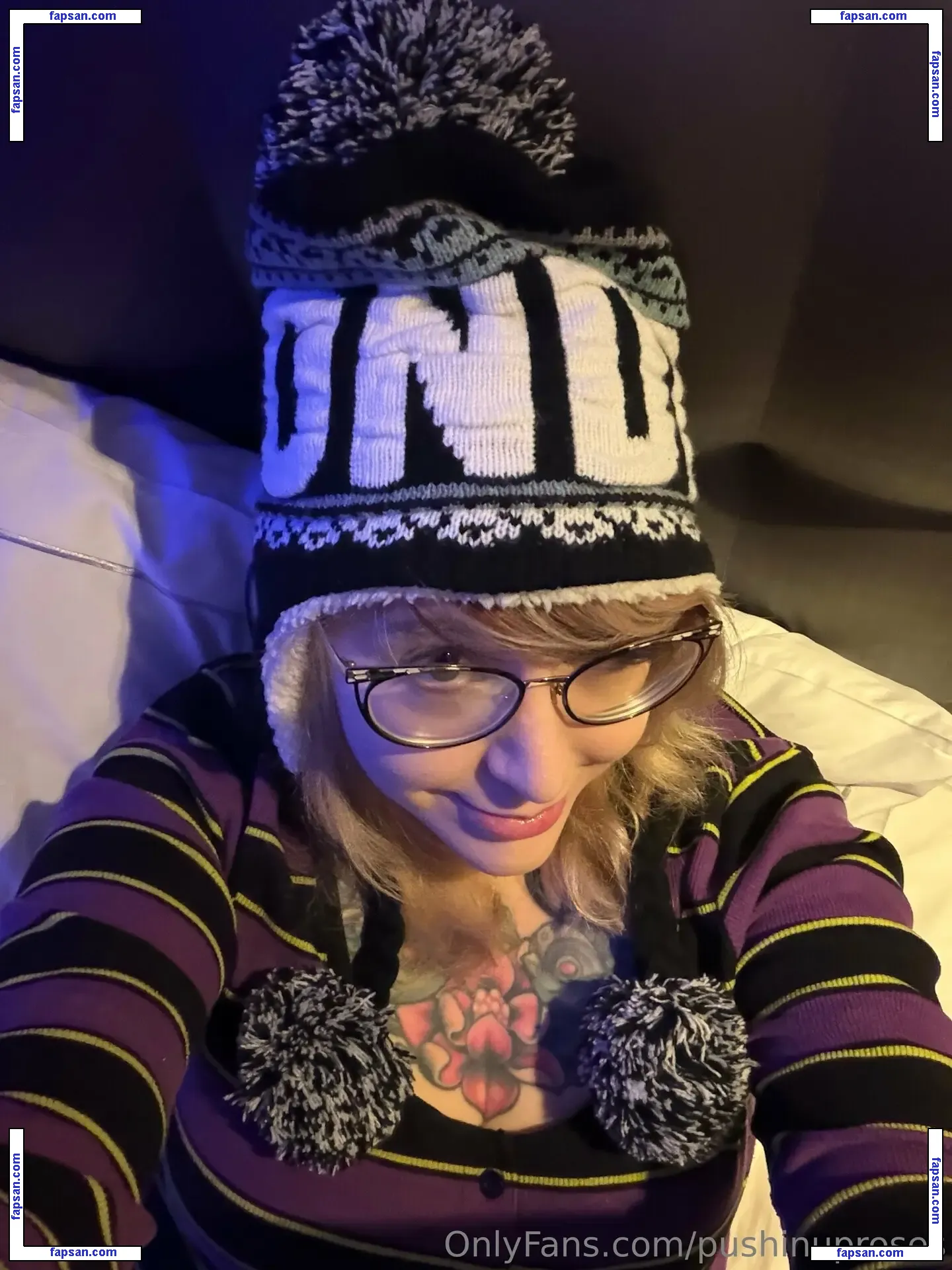 PushingUpRoses голая фото #0360 с Онлифанс