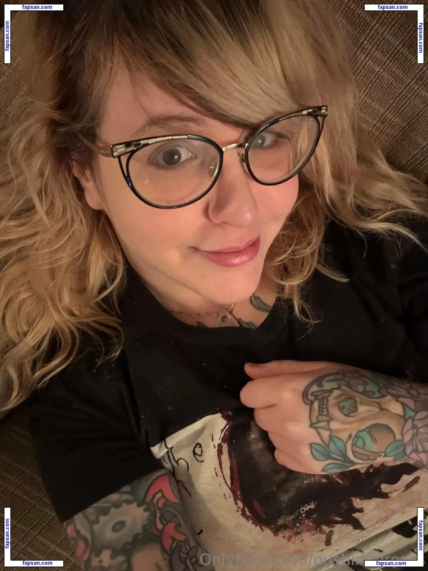 PushingUpRoses nude photo #0370 from OnlyFans