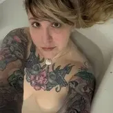 PushingUpRoses nude #0371