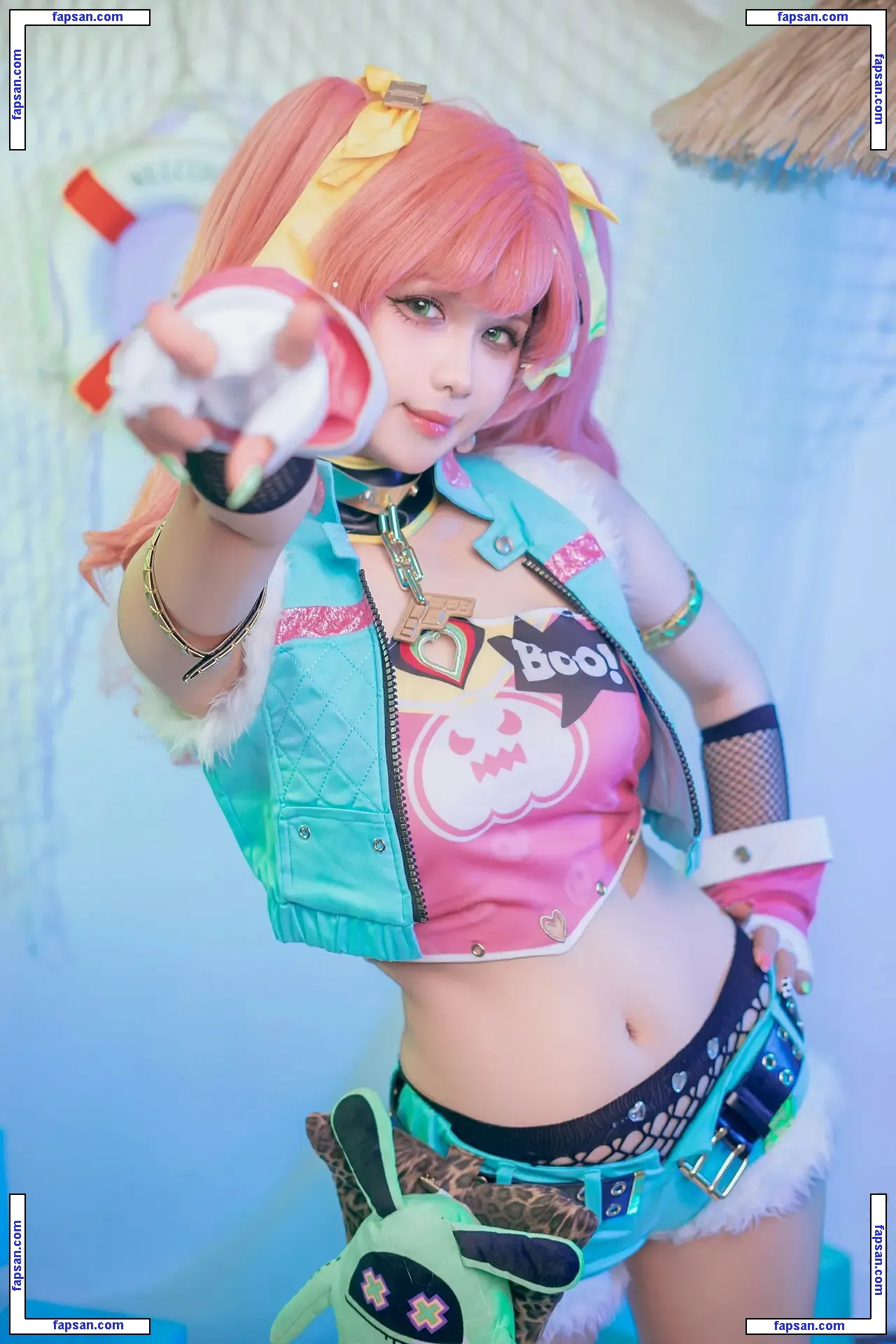 Pyon Lay голая фото #0044 с Онлифанс