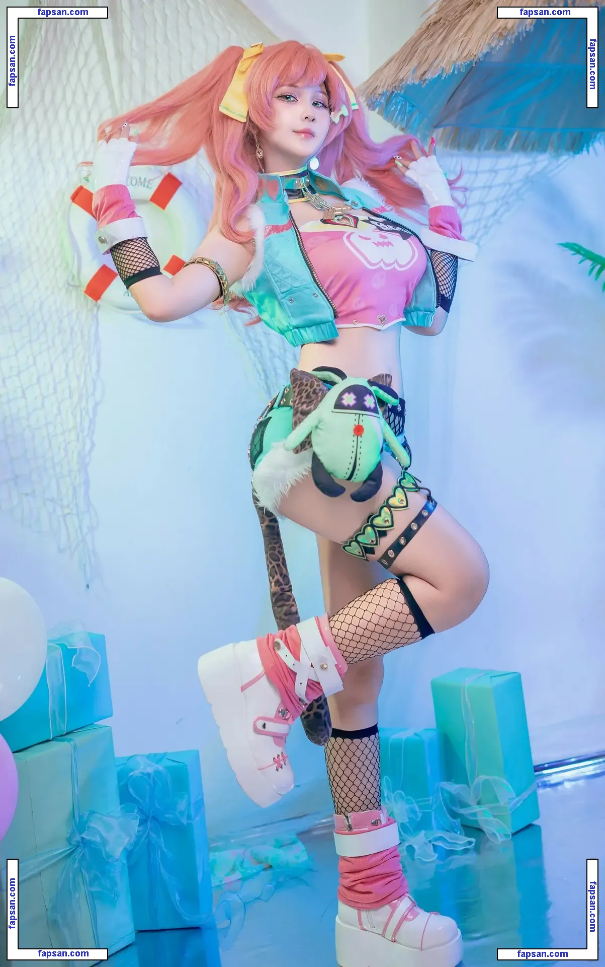 Pyon Lay голая фото #0058 с Онлифанс