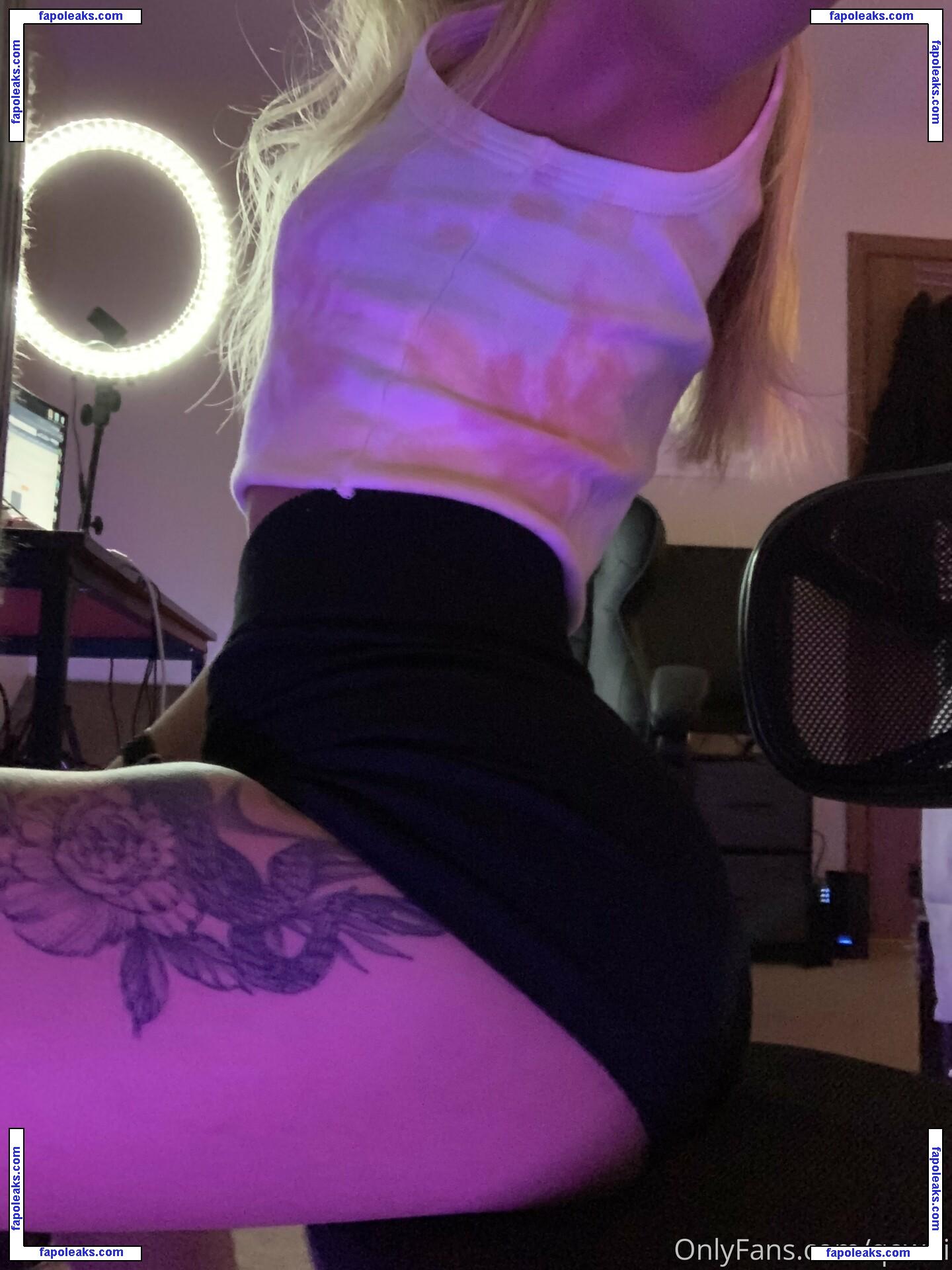 qewdi / shelbvasq nude photo #0007 from OnlyFans