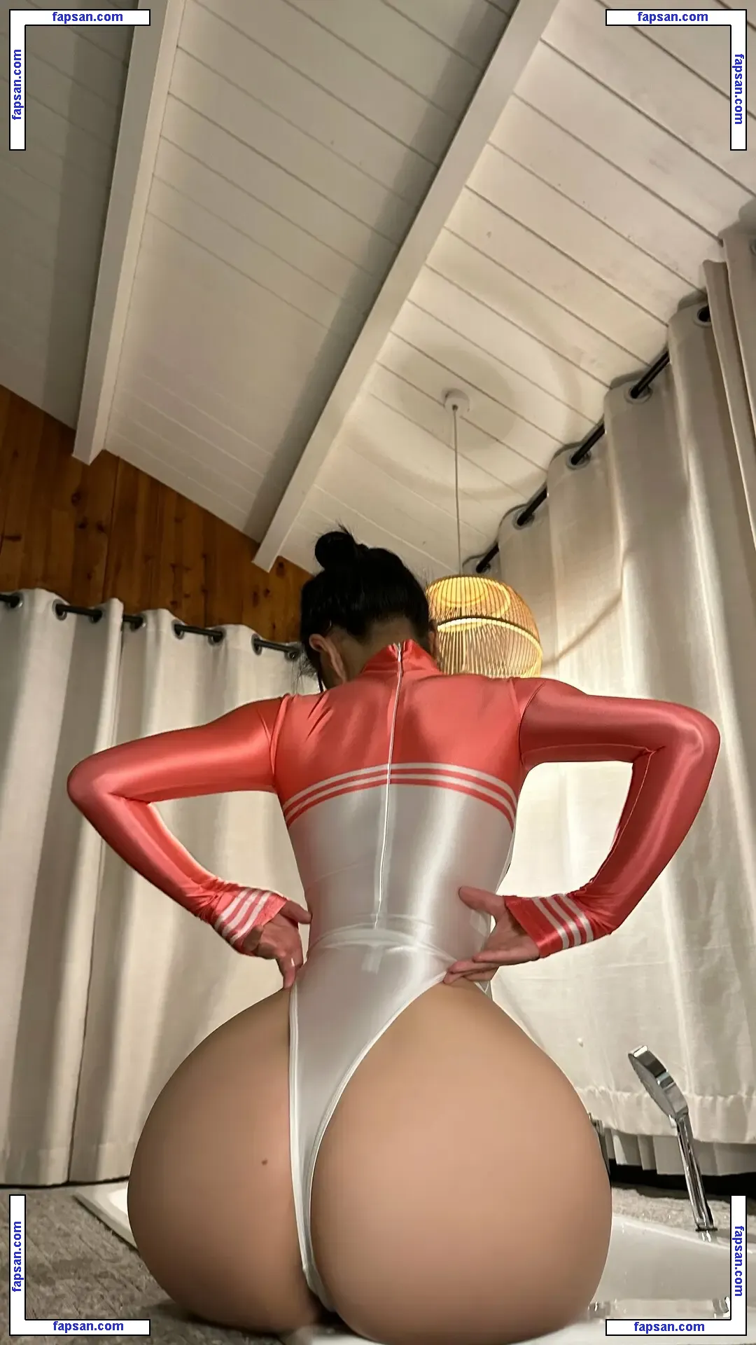 QiaoniuTT nude photo #0611 from OnlyFans