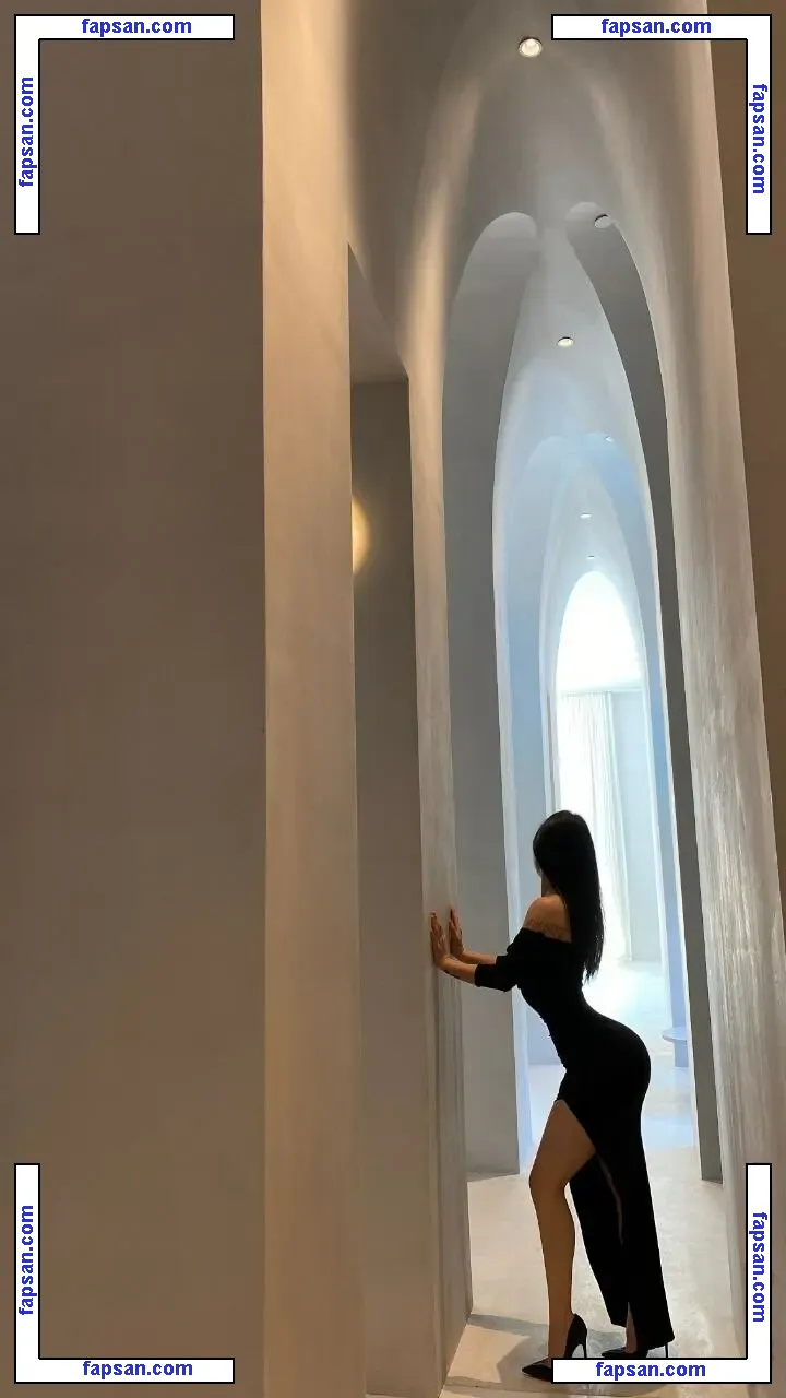 QiaoniuTT nude photo #0801 from OnlyFans