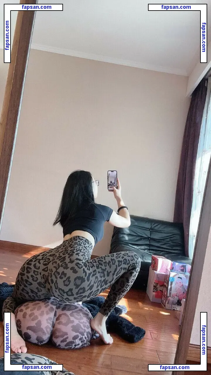 QiaoniuTT nude photo #3220 from OnlyFans