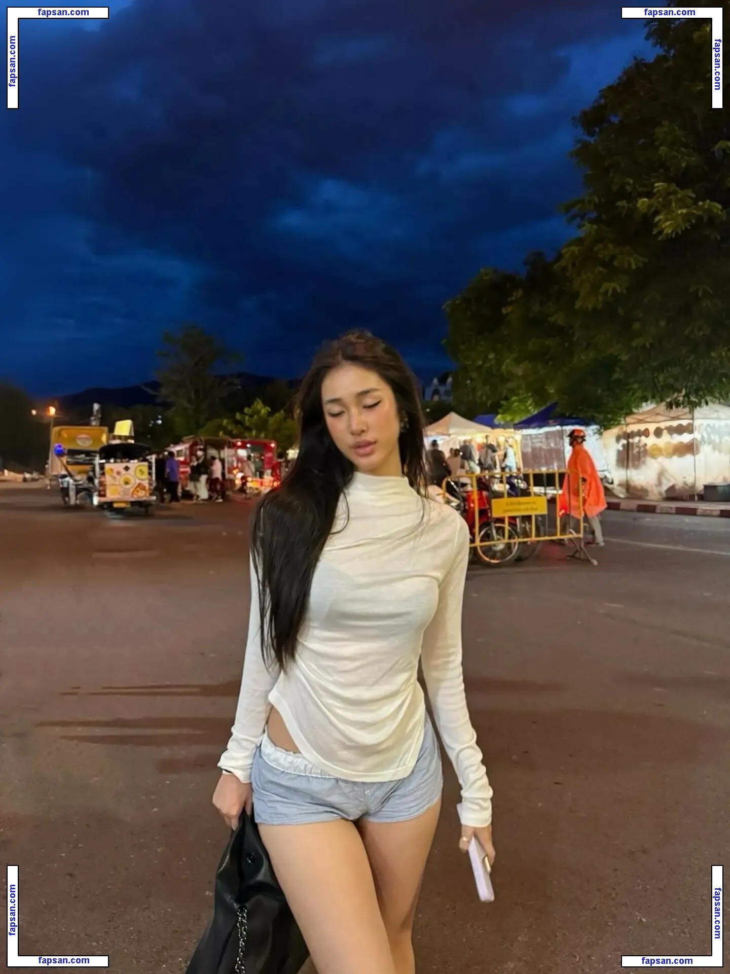 qingqingya99 nude photo #0008 from OnlyFans
