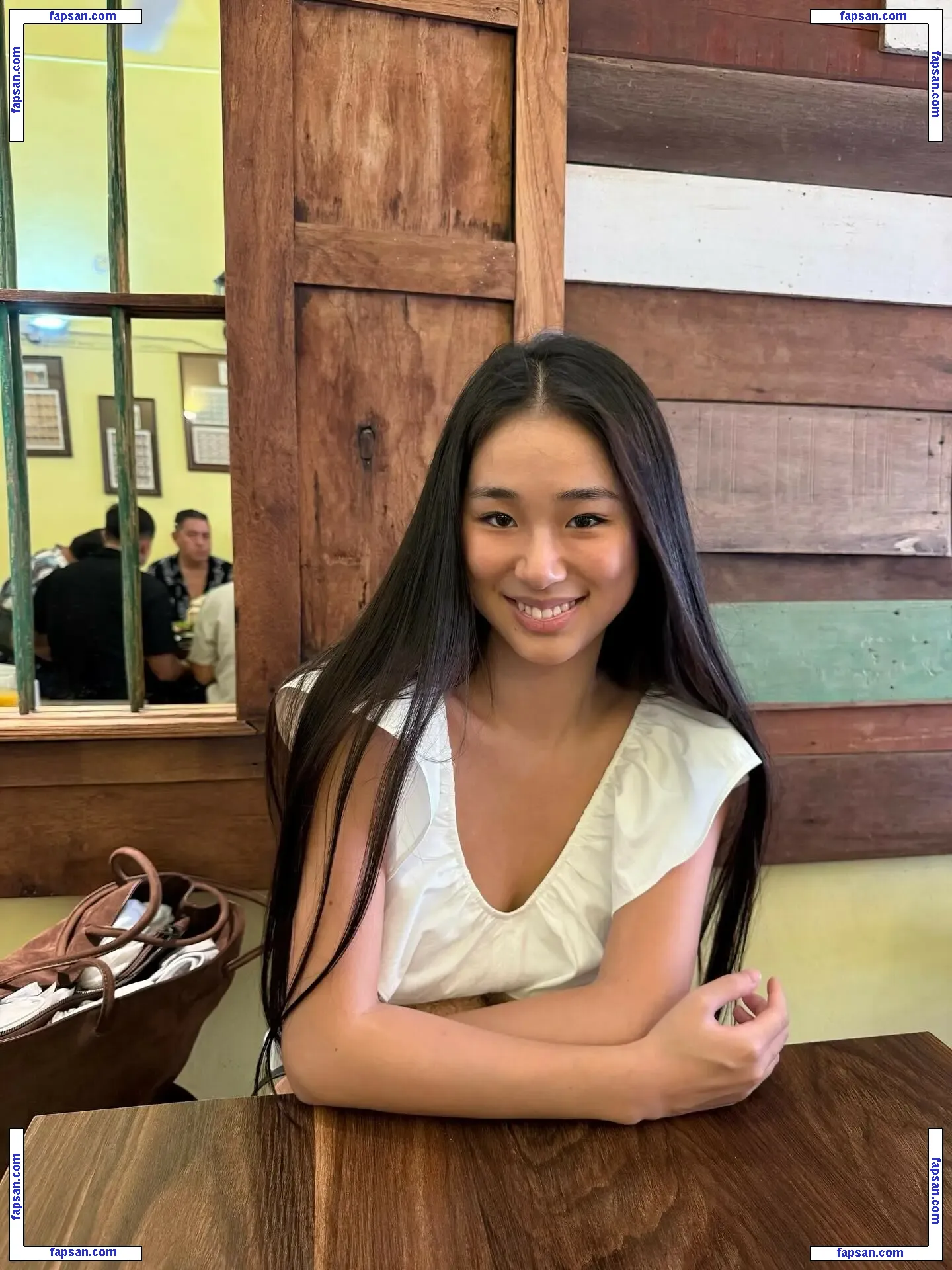 qingqingya99 nude photo #0018 from OnlyFans