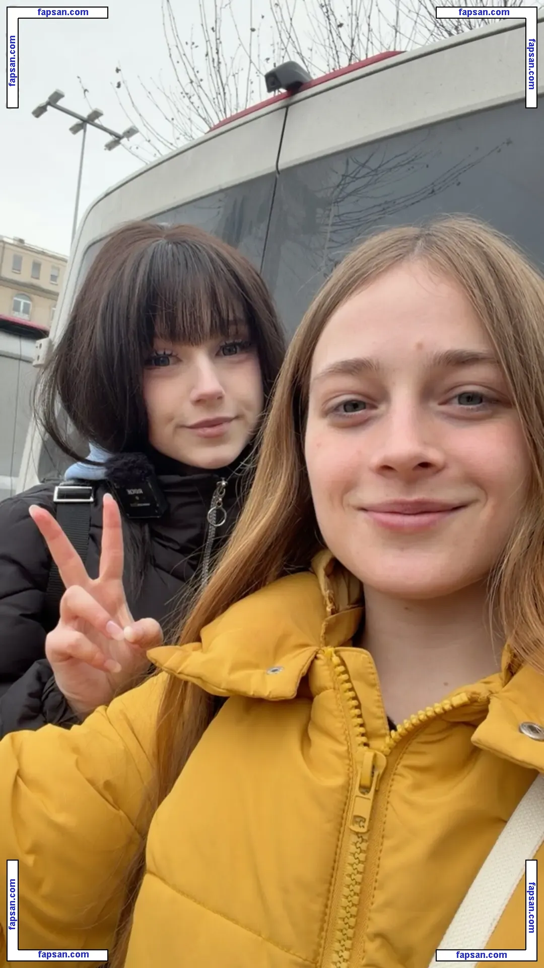 qoqsik голая фото #0026 с Онлифанс