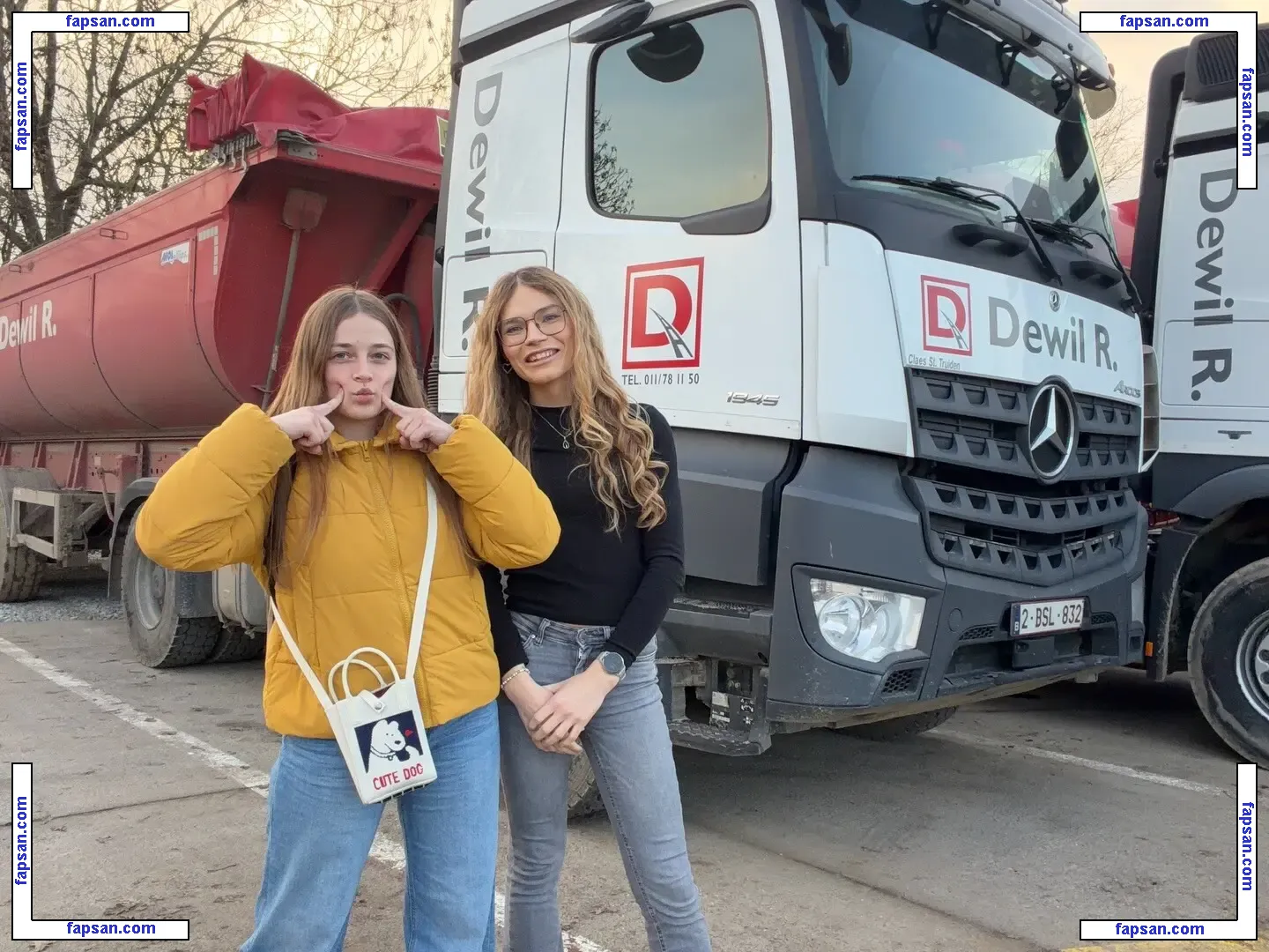 qoqsik голая фото #0039 с Онлифанс