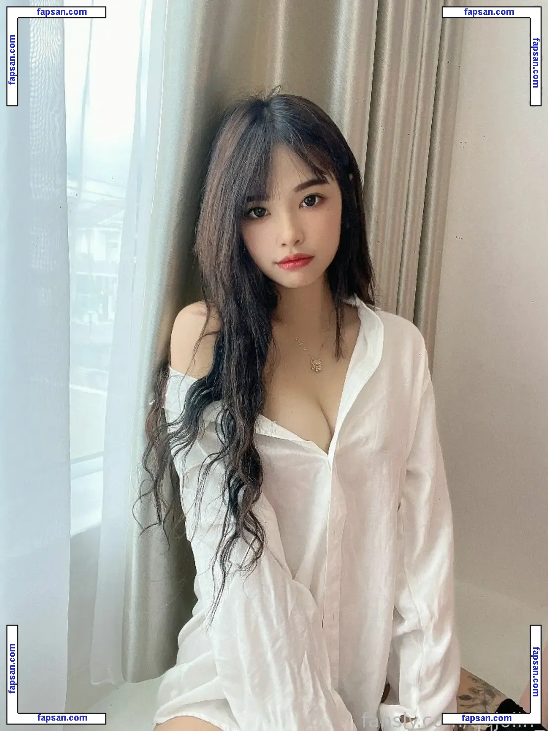 qqjolin_ nude photo #0020 from OnlyFans