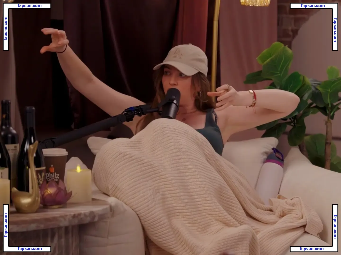 QTCinderella nude photo #0041 from OnlyFans