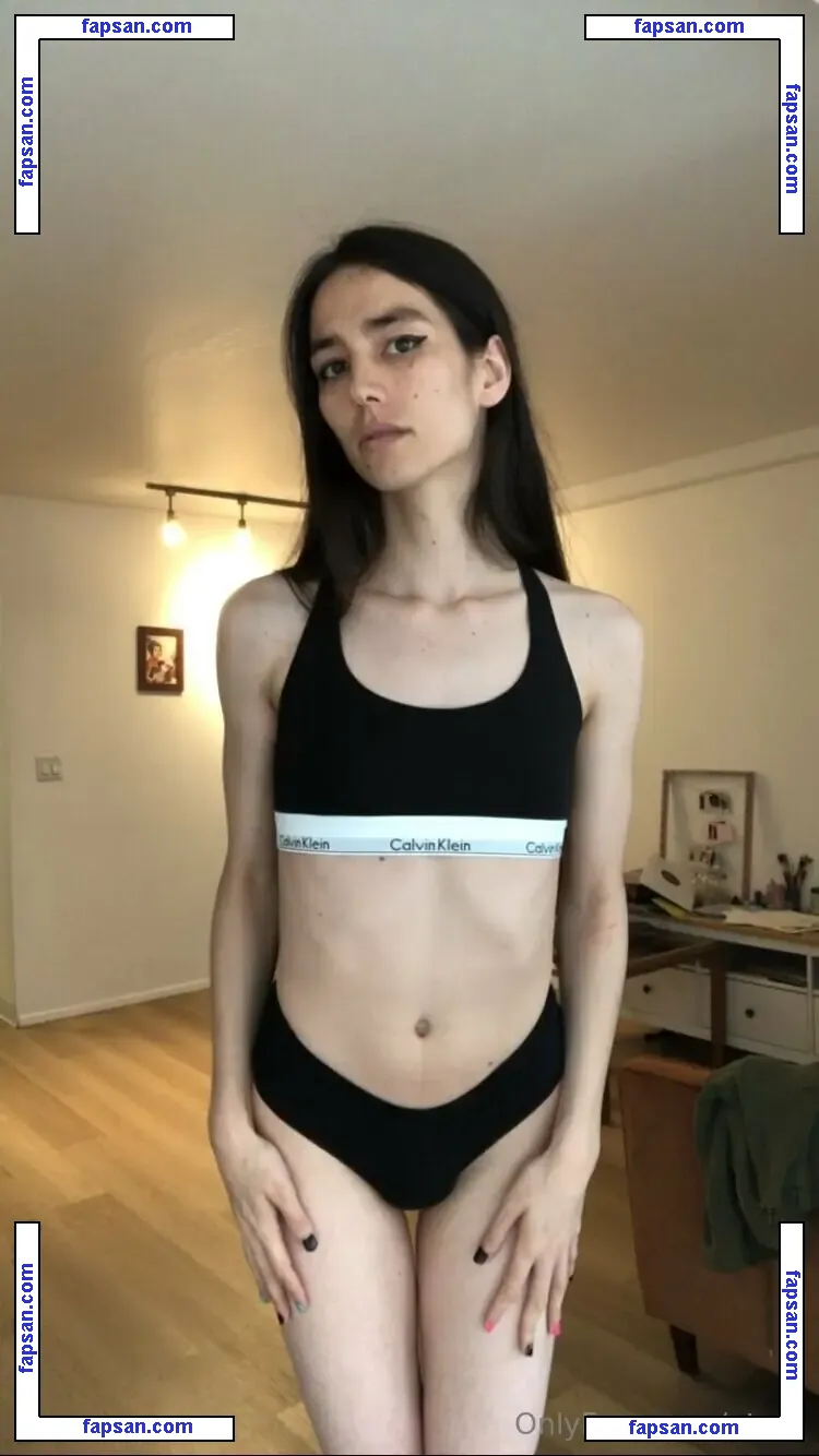 qtess nude photo #0008 from OnlyFans