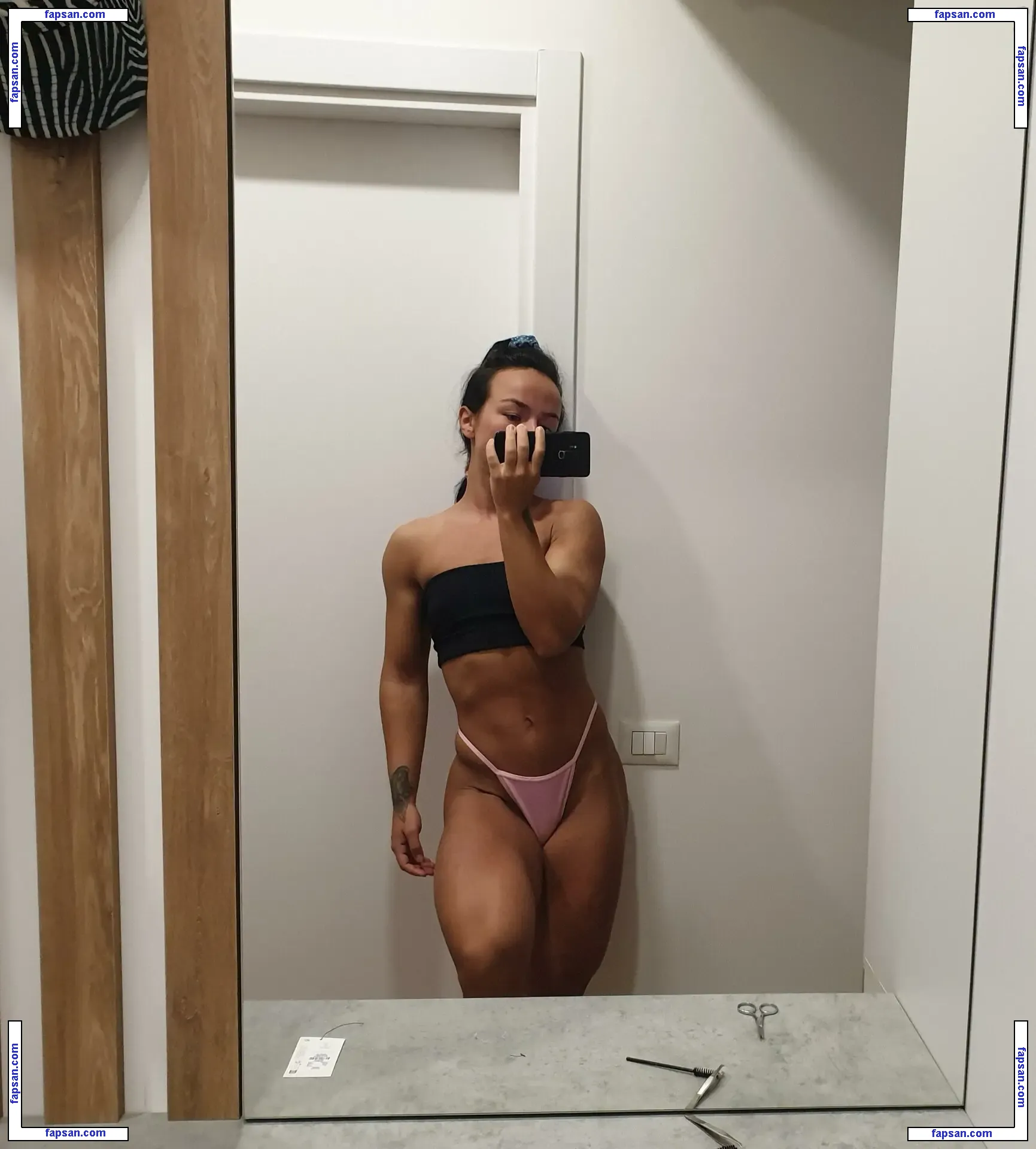 quadsqueeen nude photo #0029 from OnlyFans