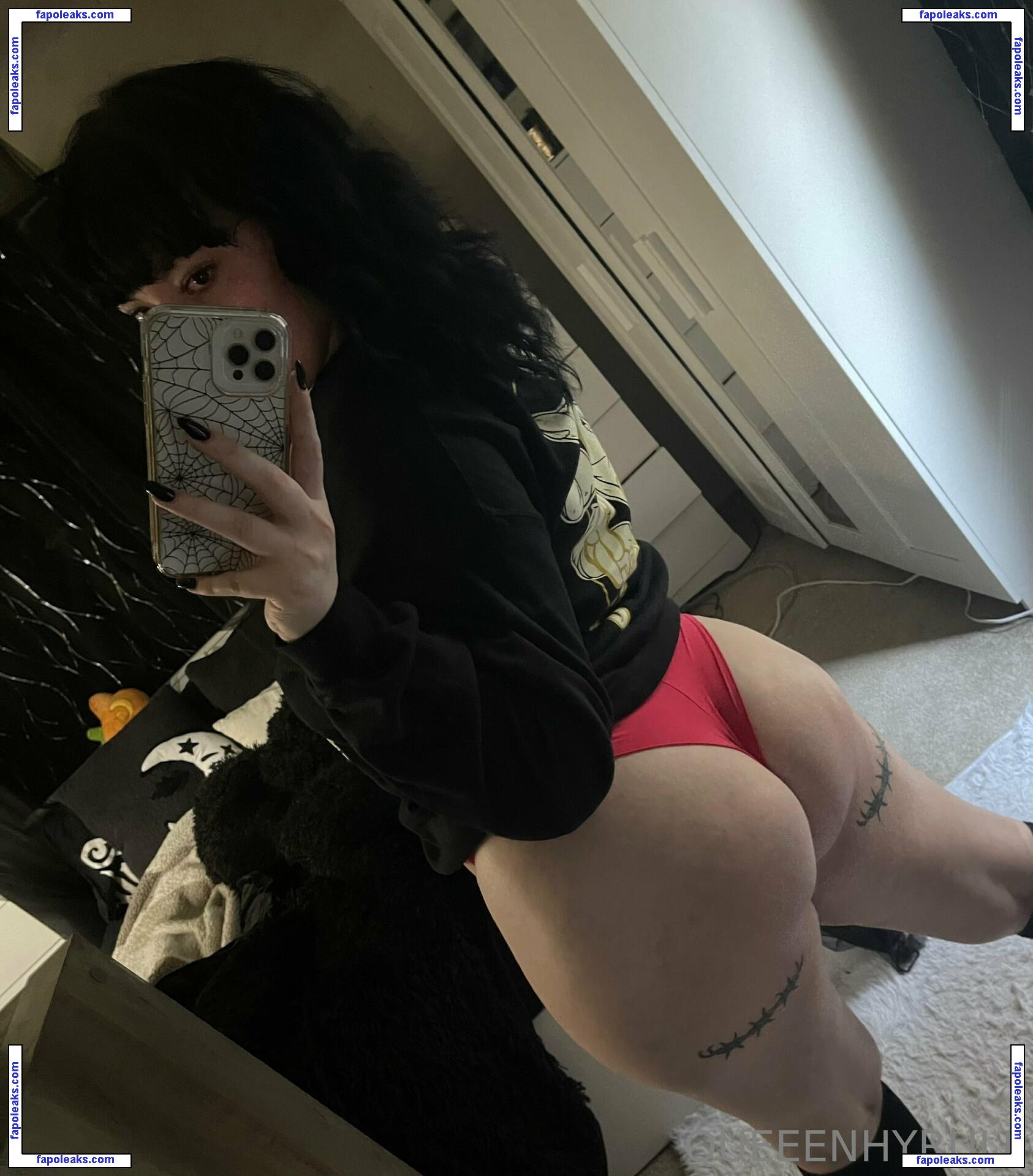 queeenhyrule / queenhyrulecosplay nude photo #0030 from OnlyFans