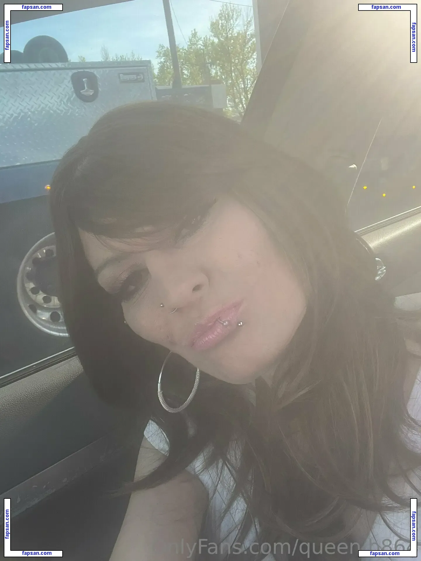 queen.b864 nude photo #0021 from OnlyFans