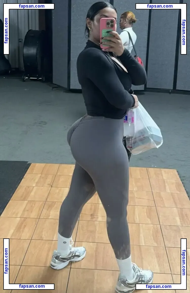 Queen Naija nude photo #0044 from OnlyFans