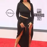 Queen Naija голая #0029