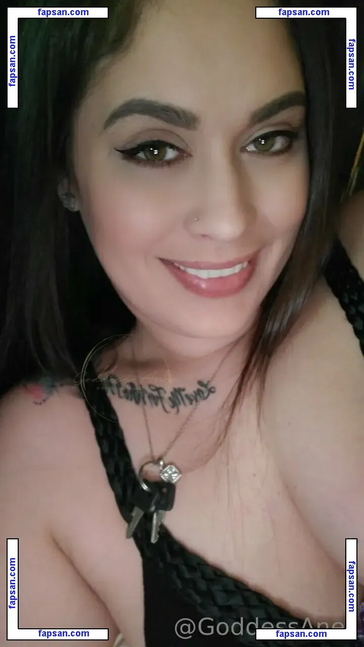 queenanez nude photo #0004 from OnlyFans