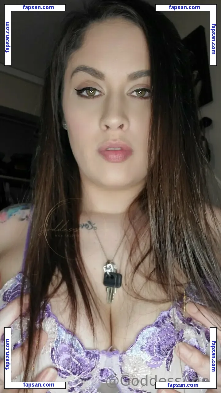 queenanez nude photo #0012 from OnlyFans